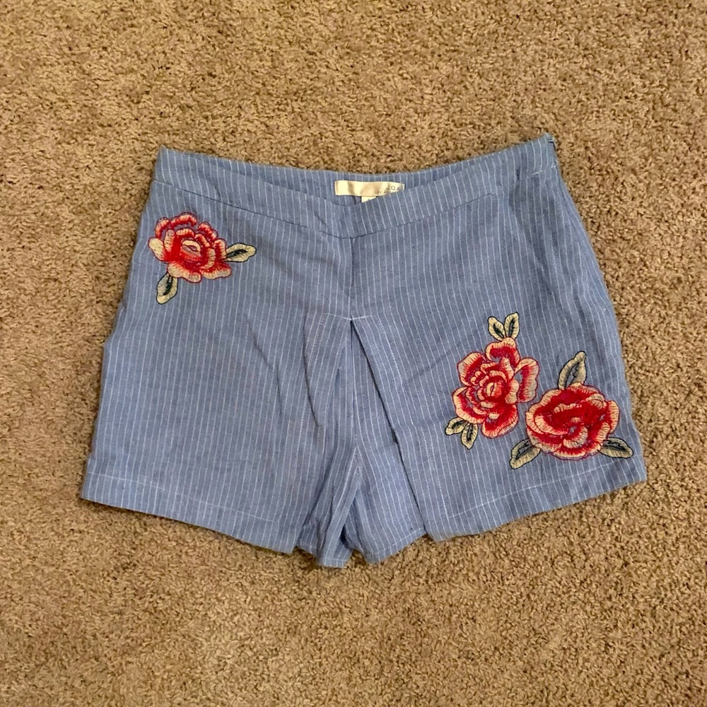 JOA Split-front Pin-striped Rose Skort /Short